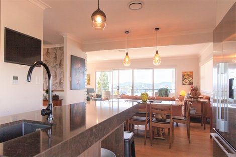 Photo of property in 30 Binnie Street, Paihia, 0200