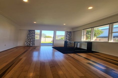 Photo of property in 2/39 Avis Avenue, Papatoetoe, Auckland, 2025