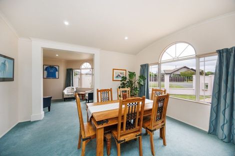 Photo of property in 38 East Street, Feilding, 4702