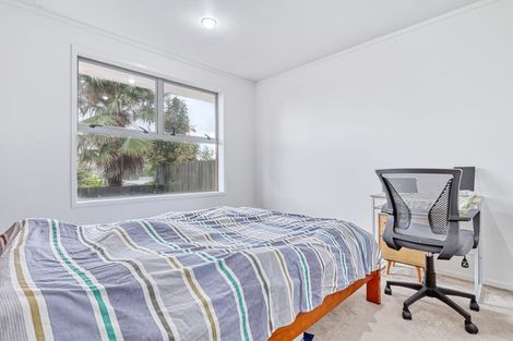 Photo of property in 5/2b Queensway, Three Kings, Auckland, 1024