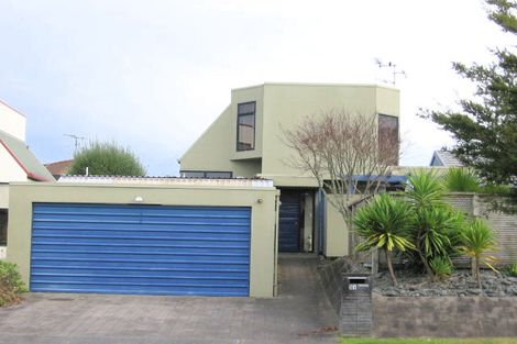Photo of property in 51 Delamare Road, St Andrews, Hamilton, 3200