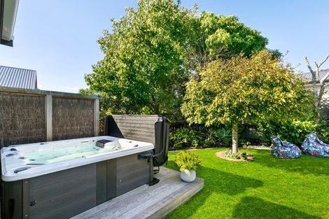 Photo of property in 12 Rheingold Place, Huapai, Kumeu, 0810