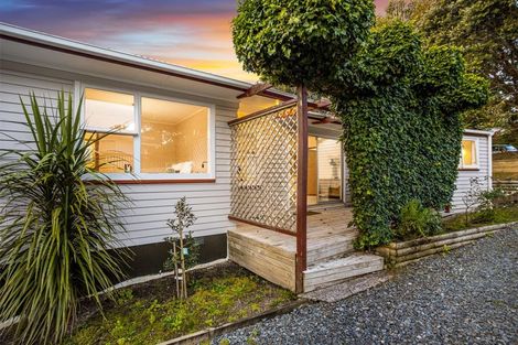 Photo of property in 57 Rimutaka Place, Titirangi, Auckland, 0604
