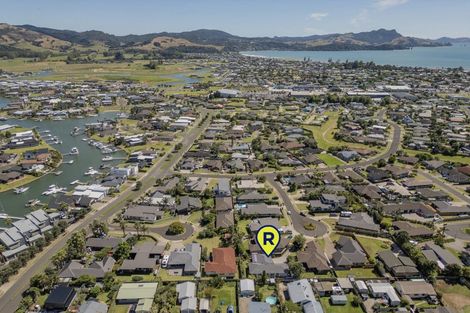 Photo of property in 12 Acacia Court, Whitianga, 3510