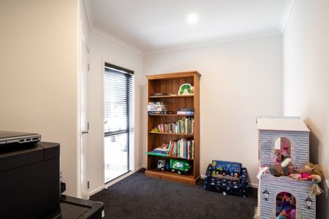 Photo of property in 16 Clifford Close, Leamington, Cambridge, 3432