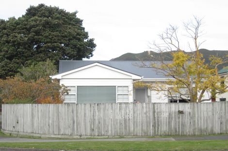 Photo of property in 30 Witako Street, Epuni, Lower Hutt, 5011