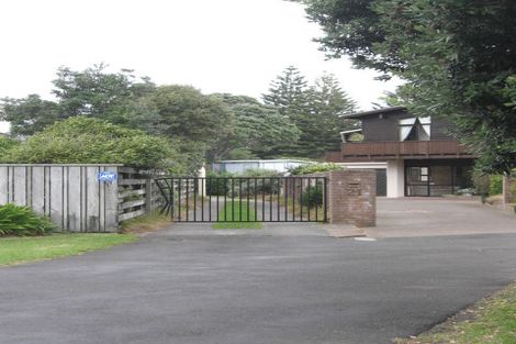 Photo of property in 21 Groves Road, Raumati Beach, Paraparaumu, 5032