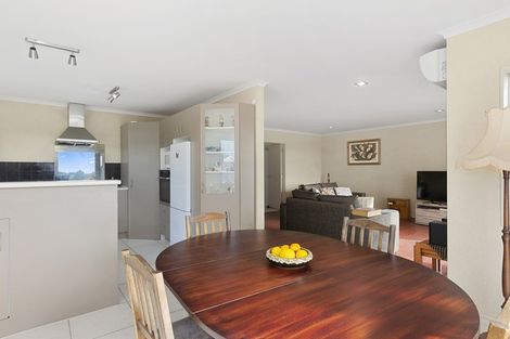 Photo of property in 21b Bayfair Drive, Mount Maunganui, 3116