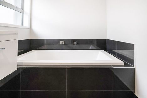 Photo of property in 35 Packard Crescent, Halswell, Christchurch, 8025