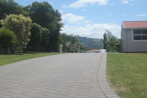 Photo of property in 43 Dunlop Road, Te Puke, 3119