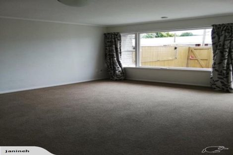 Photo of property in 4/9 Curletts Road, Sockburn, Christchurch, 8042