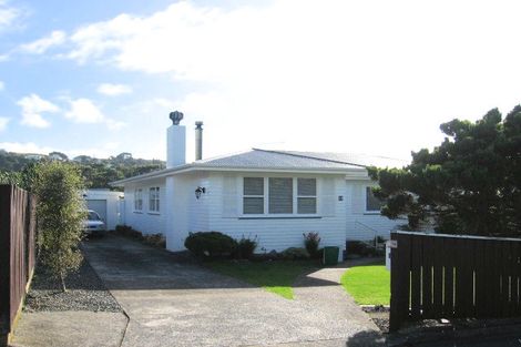 Photo of property in 19 Glen Alton Avenue, Paparangi, Wellington, 6037