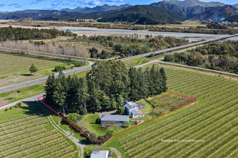 Photo of property in 16 Newman Road, Rapaura, Blenheim, 7273