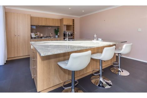 Photo of property in 36 Rockview Place, Mount Pleasant, Christchurch, 8081