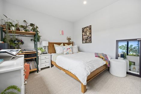 Photo of property in 2 Odlin Lane, Red Beach, 0932