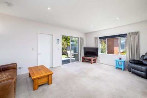 Photo of property in 22 Streamside Court, Woolston, Christchurch, 8062