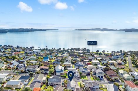 Photo of property in 11 Rawhiti Place, Snells Beach, 0920