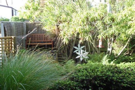 Photo of property in 2/218 Edgeware Road, Edgeware, Christchurch, 8013