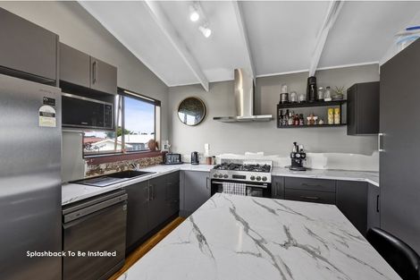 Photo of property in 7 Green Lane, Hawera, 4610