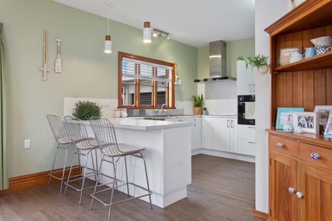 Photo of property in 21 Bank Street, Amberley, 7410