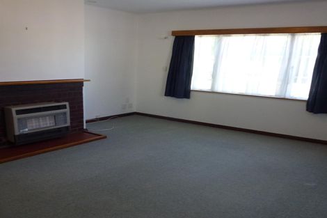 Photo of property in 4 Savage Crescent, West End, Palmerston North, 4412
