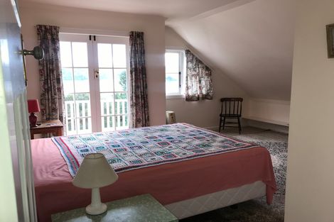 Photo of property in 8 Moerangi Street, Broad Bay, Dunedin, 9014