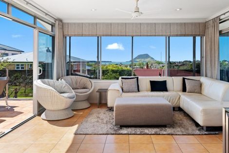 Photo of property in 19 Milton Road, Otumoetai, Tauranga, 3110