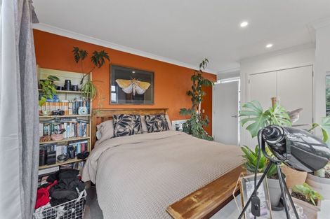 Photo of property in 22 Arahiwi Grove, Tirohanga, Lower Hutt, 5010