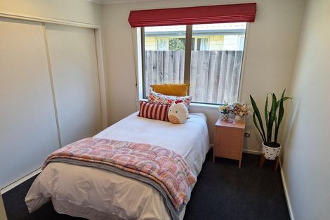 Photo of property in 12 Orewa Close, Parklands, Christchurch, 8083
