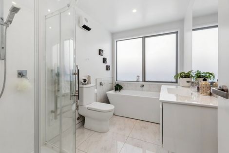 Photo of property in 31 Saint Pauls Drive, Brookfield, Tauranga, 3110