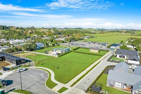 Photo of property in 18 Tiaki Lane, Matakana, 0985