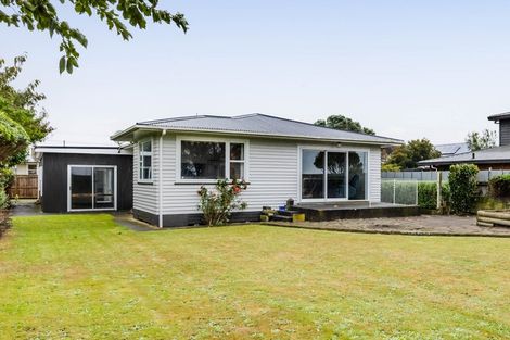 Photo of property in 41 Camberwell Road, Hawera, 4610