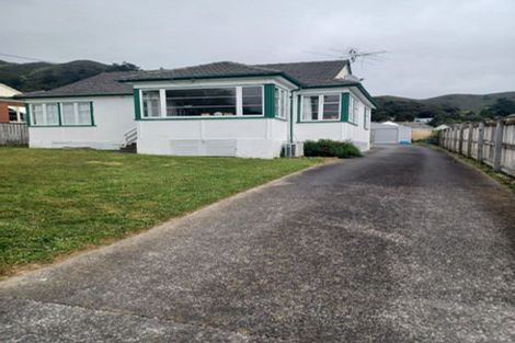 Photo of property in 14 Cleland Crescent, Naenae, Lower Hutt, 5011