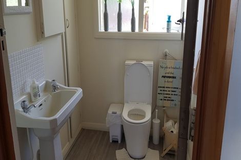 Photo of property in 5 Temple Street, Meadowbank, Auckland, 1072