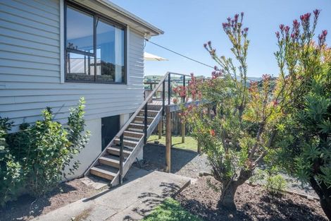 Photo of property in 24 Selwyn Avenue, Akaroa, 7520