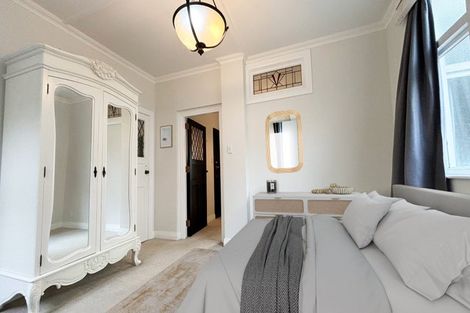 Photo of property in 2/246 Oriental Parade, Oriental Bay, Wellington, 6011