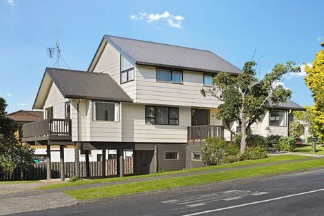 Photo of property in 83 Gilbass Avenue, Hamilton Lake, Hamilton, 3204