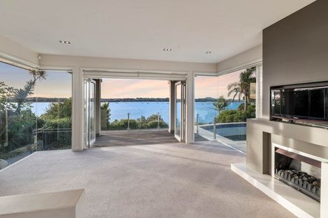 Photo of property in 21 William Bryan Drive, Half Moon Bay, Auckland, 2012