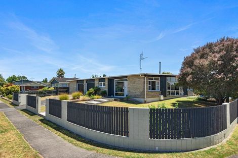 Photo of property in 11 Hillary Street, Chedworth, Hamilton, 3210