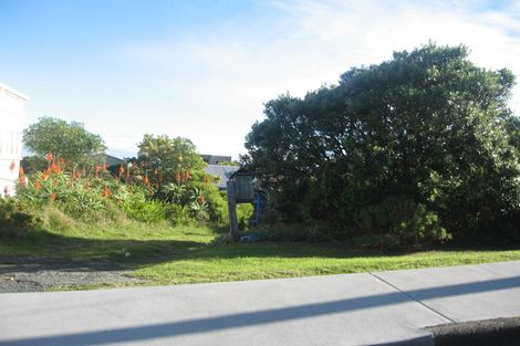 Photo of property in 3 Aperahama Street, Paekakariki, 5034