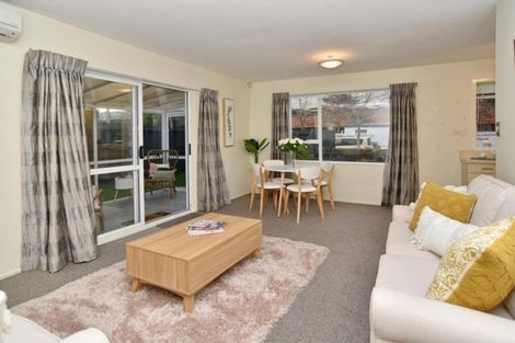 Photo of property in 35 Dilworth Street, Riccarton, Christchurch, 8041