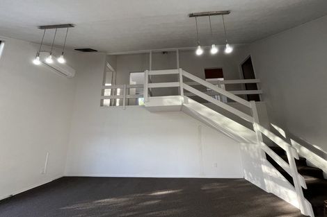 Photo of property in 26 Orinda Close, Botany Downs, Auckland, 2010