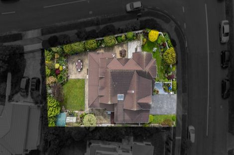 Photo of property in 158 Westchester Drive, Churton Park, Wellington, 6037