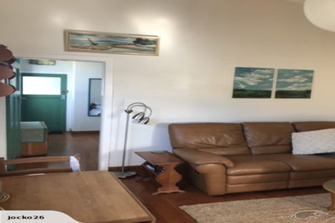 Photo of property in 2/4 George Street, Mangere East, Auckland, 2024