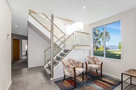 Photo of property in 73 Viewmont Drive, Harbour View, Lower Hutt, 5010