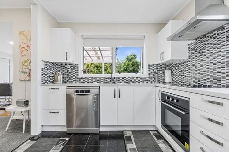 Photo of property in 38 Peachgrove Road, Hamilton East, Hamilton, 3216