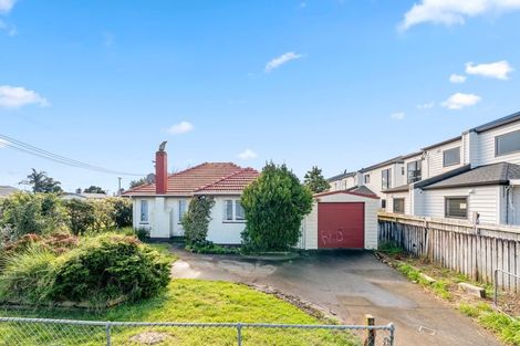 Photo of property in 129 Russell Road, Manurewa, Auckland, 2102