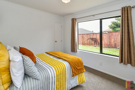 Photo of property in 325 Mahia Road, Weymouth, Auckland, 2103