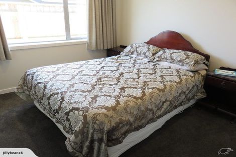 Photo of property in 5 Hydrangea Lane, Milson, Palmerston North, 4414