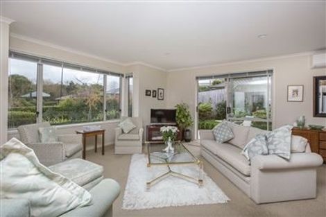 Photo of property in 2 Parkdale Close, Snells Beach, 0920